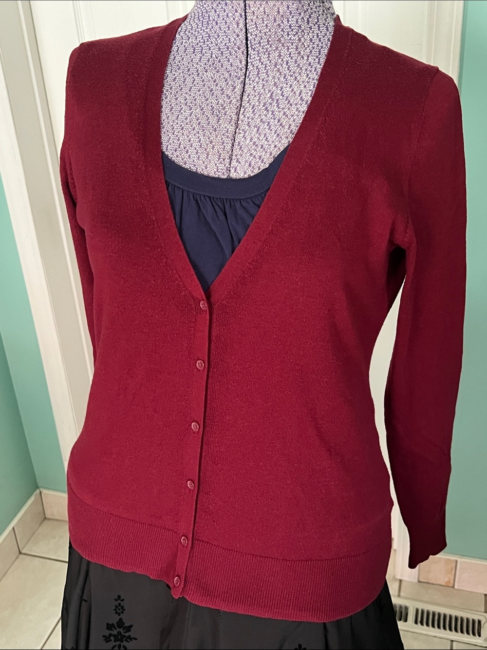 Dark Wine Red V-Neck Cardigan